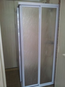 shower screen