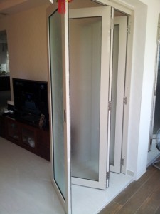 bifold door